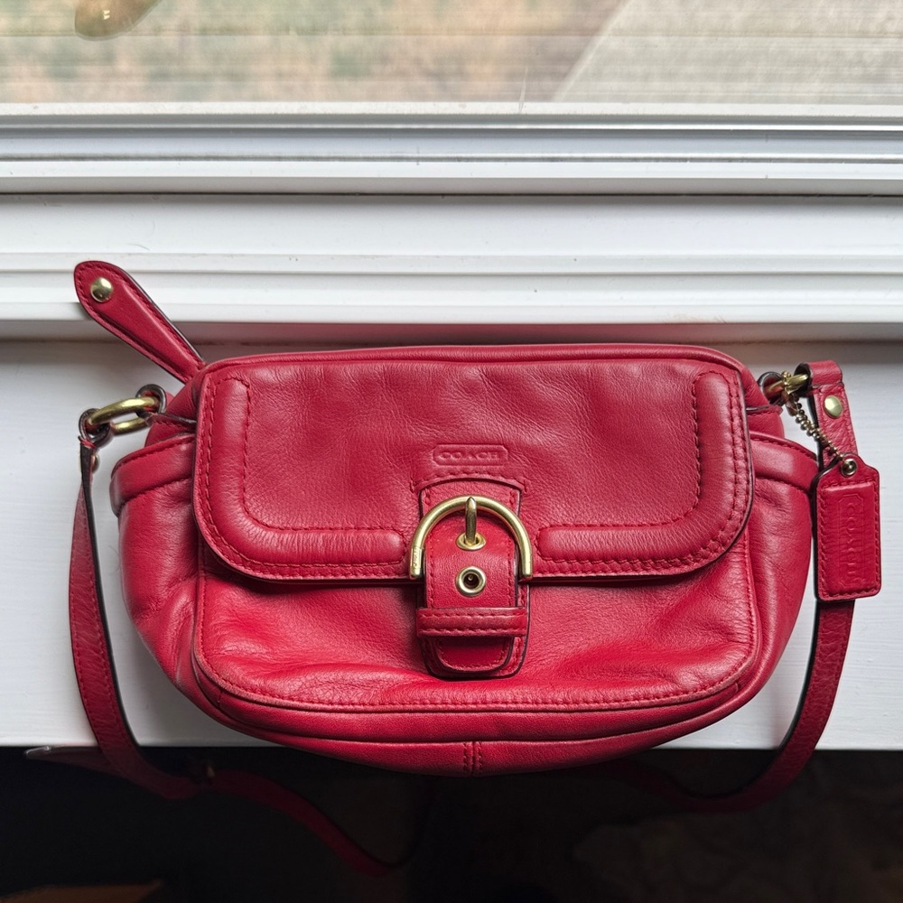 COACH Campbell Crossbody Bag in
RED Creed F25150